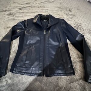 Kenneth Cole Black Leather Jacket Fitted Style